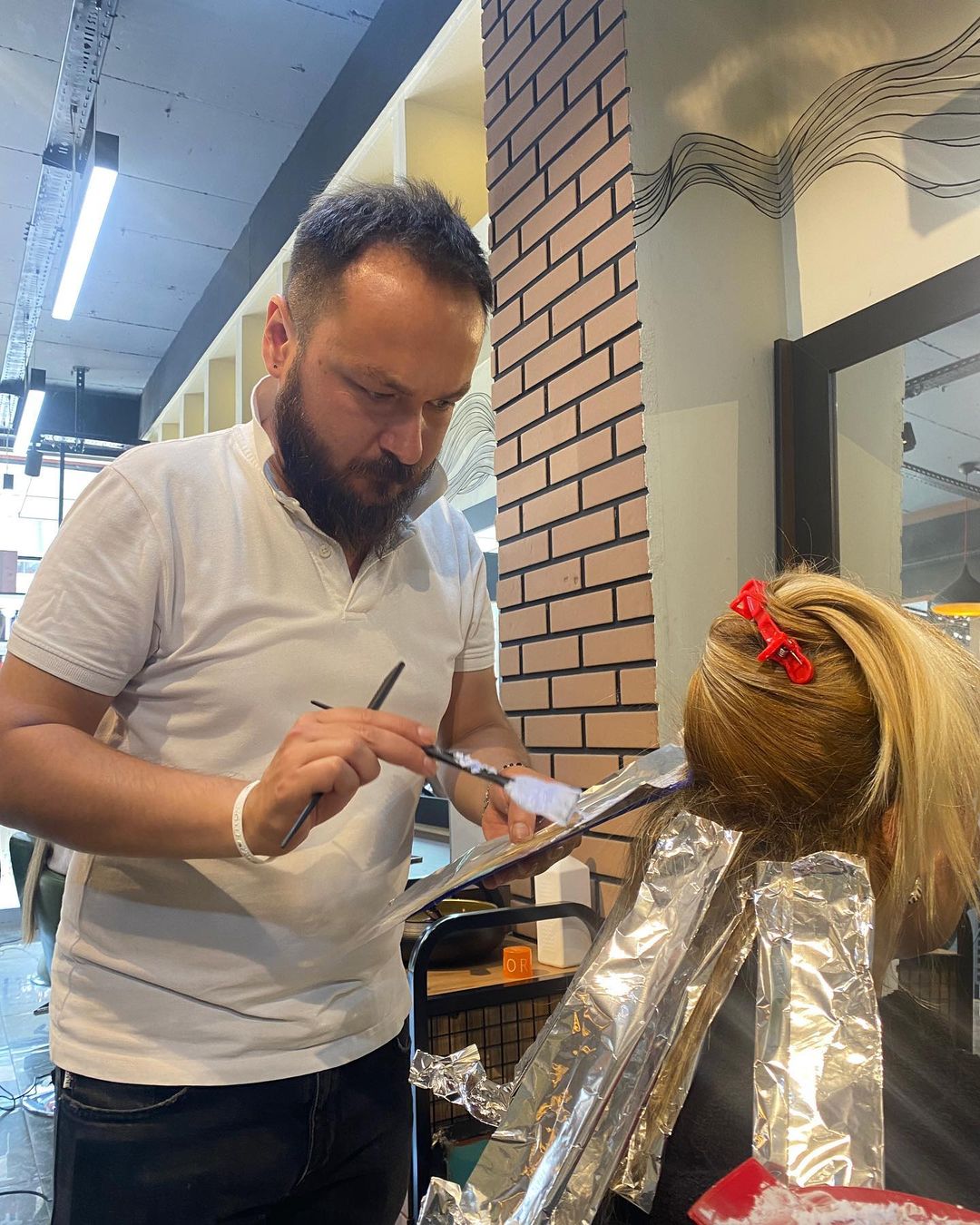 Kadın saç modelleri ve renklendirme Bolu — Renk Tazeleme